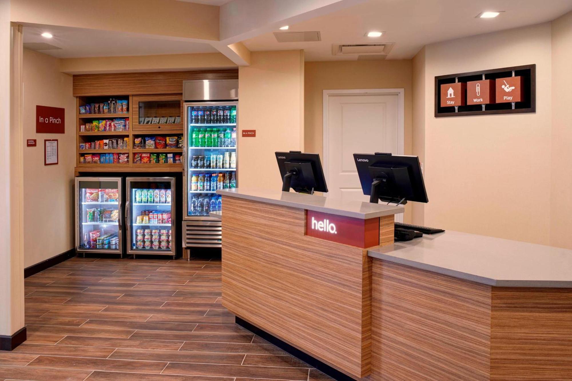 Towneplace Suites By Marriott Grand Rapids Airport Cascade Exterior foto